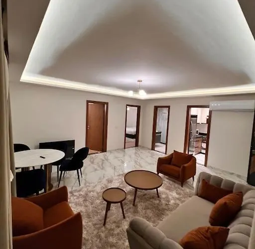 White Palace Suite Auc St